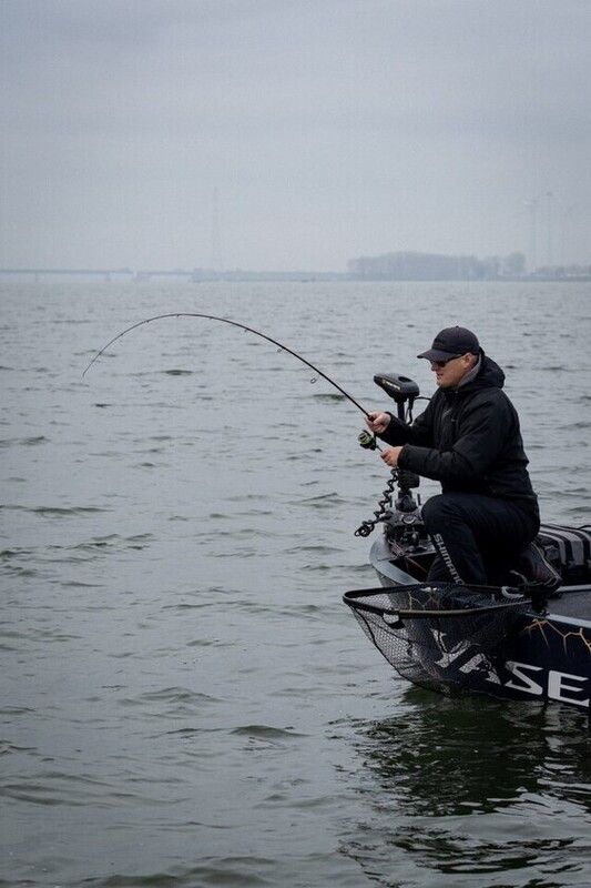 kormme hengel als  bellyboat accessoire