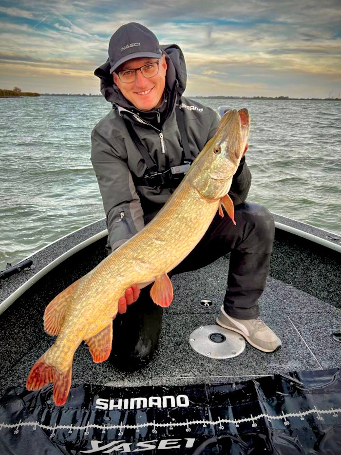 cris caanen met lange vis